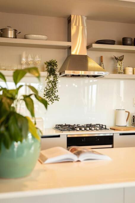 Hermanus Waterfront, Ocean Deluxe - Apartment 2 Εξωτερικό φωτογραφία