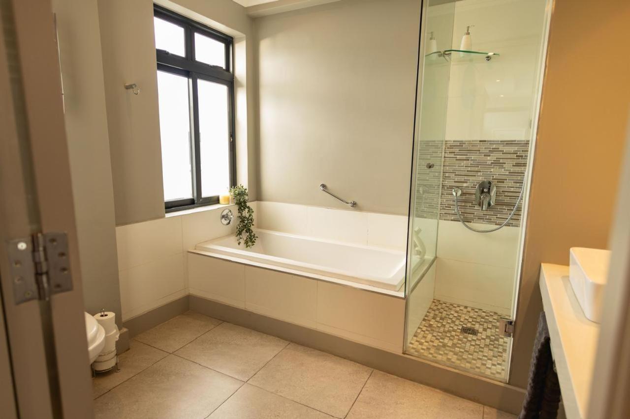 Hermanus Waterfront, Ocean Deluxe - Apartment 2 Εξωτερικό φωτογραφία